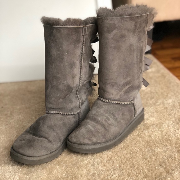 Ugg Bailey Bow Tall Sz 4 - Picture 3 of 15